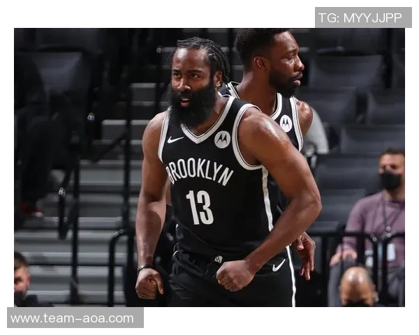 克拉克斯顿单赛季两次三双成篮网新星继承者紧随KD哈登之后