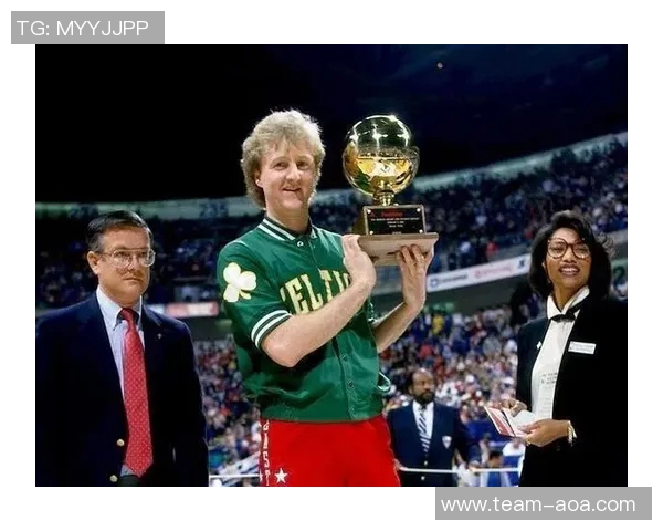 普理查德盛赞布朗为联盟顶级球员强烈支持其进入MVP讨论行列