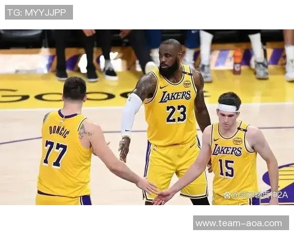 西部冠军争夺战雷霆领先其他球队掘金火箭湖人马刺勇士各显神通