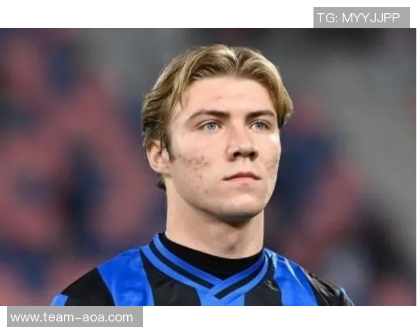 丹麦前锋称赞霍伊伦实力强大公众认同他是顶级球员